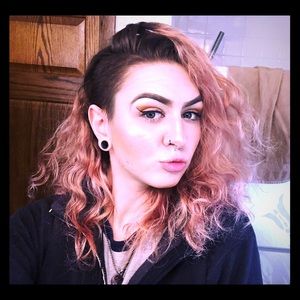 Meet your Posher, Starla